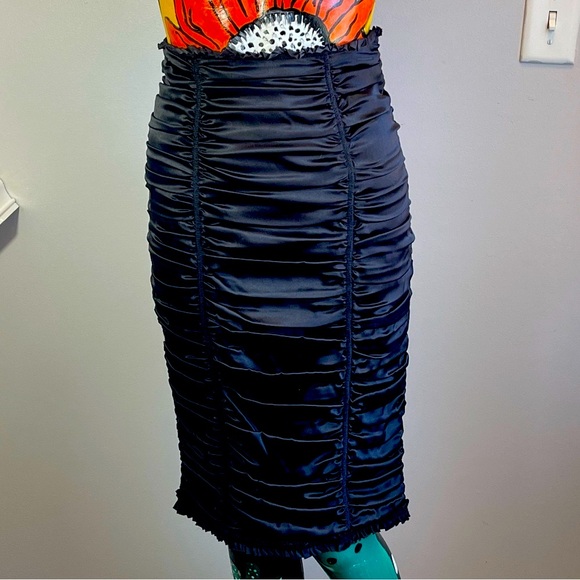 Dolce & Gabbana Ruched Silk Bodycon Pencil Skirt Black Size 42 (US 6)